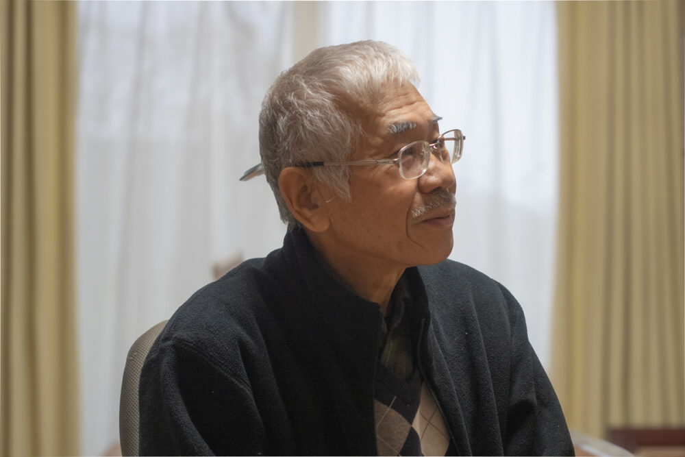 井波彫刻師　奥村厚一